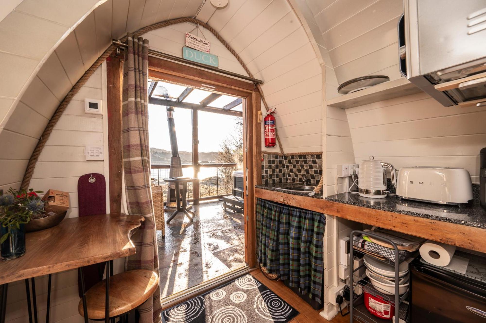 Готель Mountview Pod Лохінвер Екстер'єр фото
